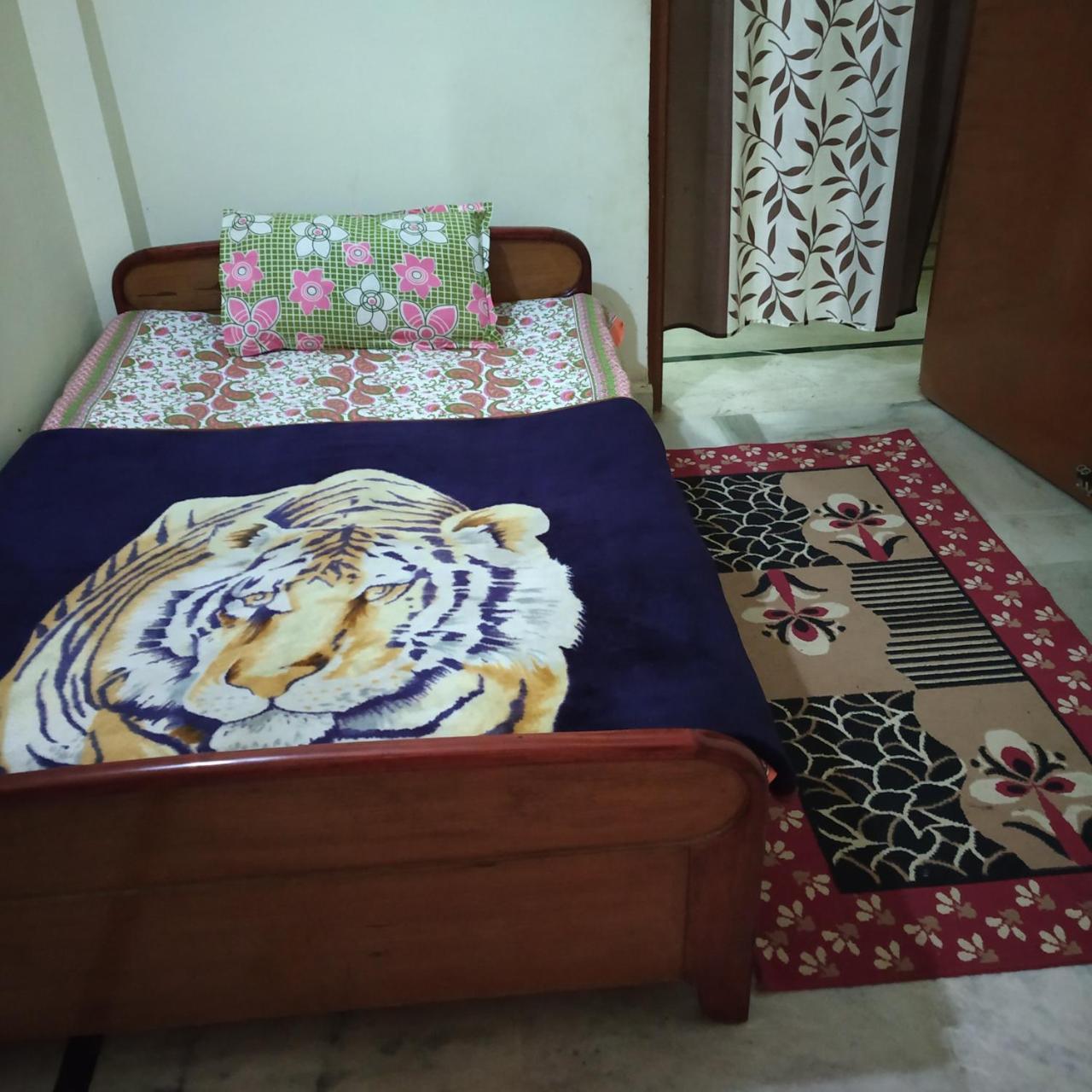 Pratibha Home Stay Jabalpur Exterior foto